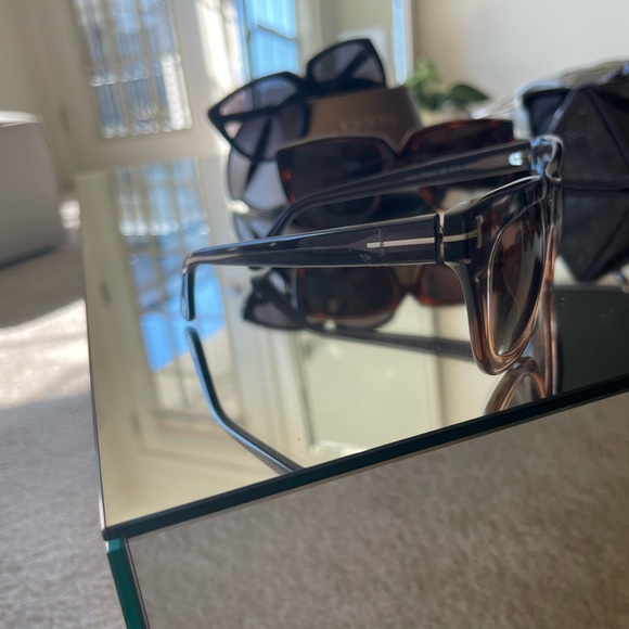 Tom Ford *New* 55 Grey/Peach worn once - Picture 5 of 6